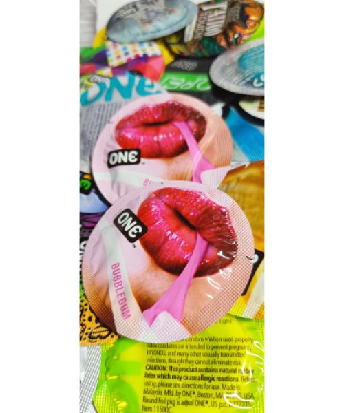 Презервативи ONE Bubblegum (ароматизовані) (по 1 шт) (упаковка може відрізнятися кольором та малюнком)