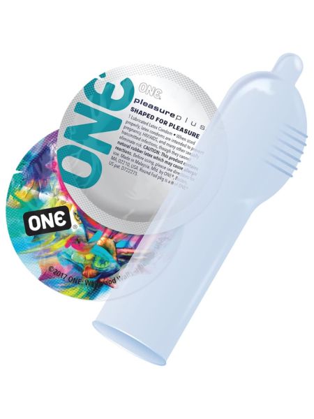 Презерватив ONE Pleasure Plus, 1 шт, з ребристою ділянкою на кінці, зі змазкою