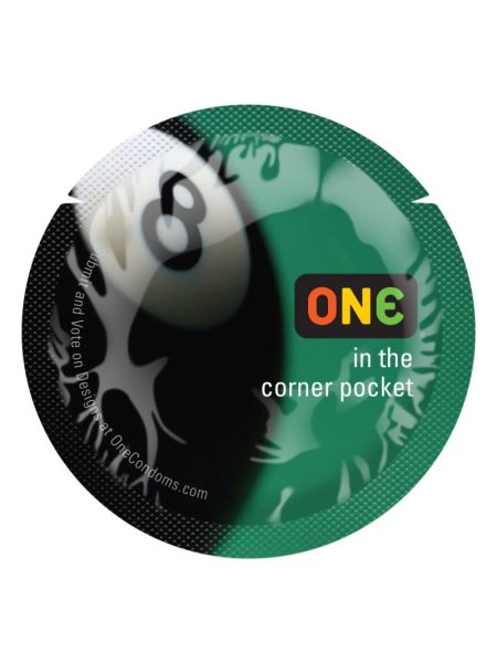 Презерватив ONE Color Sensations ONE is the corner pocket, 1 шт, чорний, гладенький, зі змазкою