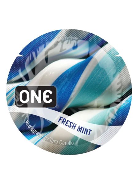 Ароматизований презерватив ONE FlavorWaves Fresh Mint, 1 шт, яскраво-синій, запах м’яти