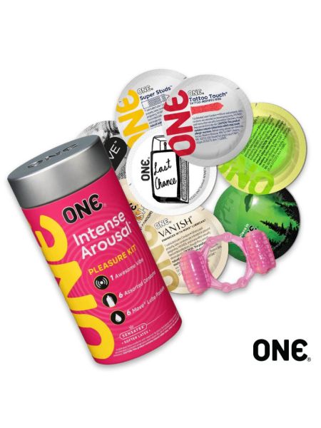 Подарунковий набір ONE Intense Arousal, у комплекті 6 презервативів, 6 саше з лубрикантом, віброкільце