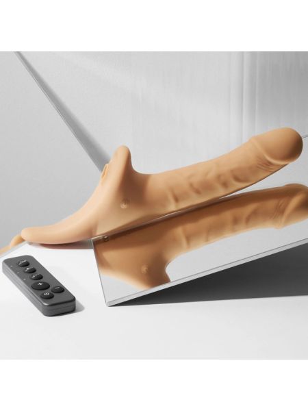 Вібронасадка для страпону з вакуумною стимуляцією Strap-On-Me Multi Orgasm Realistic Dildo M Vanilla