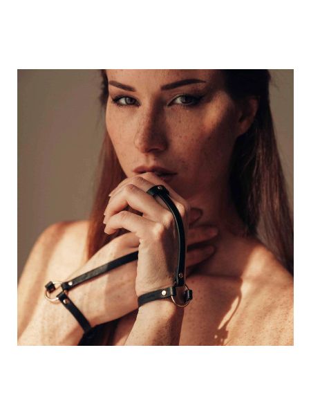 Браслети на зап'ястя та палець MAZE Bijoux Indiscrets чорні, OS